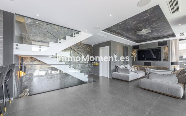 Wiederverkauf - Freistehende Villa - Estepona  - Valle Romano