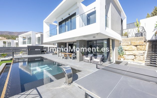 Wiederverkauf - Freistehende Villa - Estepona  - Valle Romano