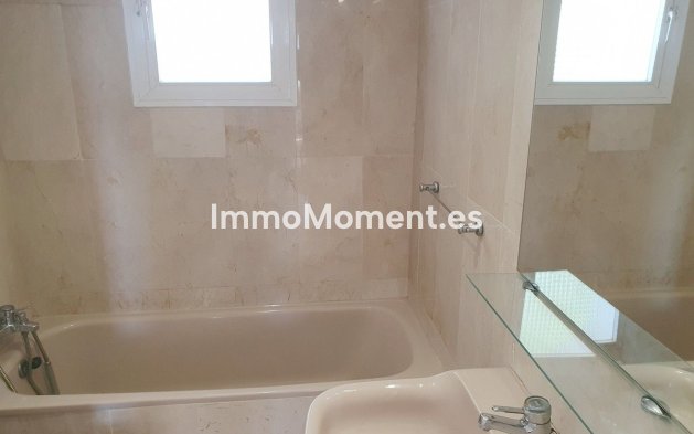 Resale - Apartment - Estepona - New Golden Mile