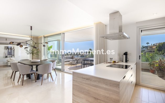 Resale - Apartment - Benahavís - Benahavís Centro