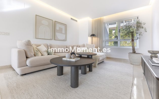 Resale - Apartment - Benahavís - Benahavís Centro