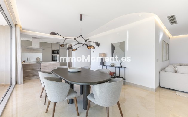 Resale - Apartment - Benahavís - Benahavís Centro