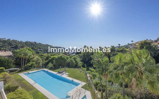 Resale - Apartment - Benahavís - Benahavís Centro