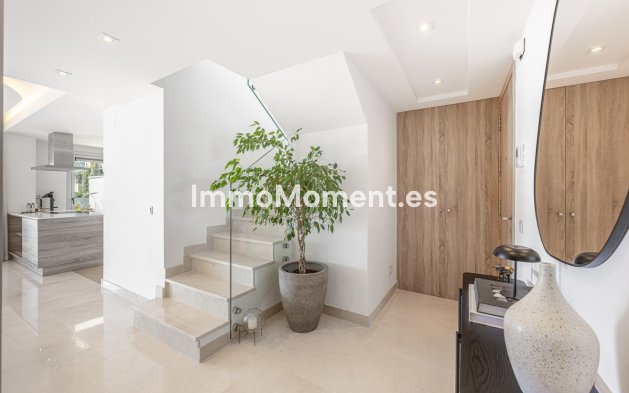 Resale - Apartment - Benahavís - Benahavís Centro