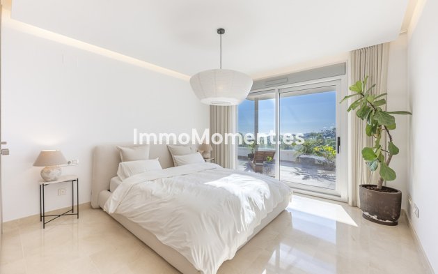 Resale - Apartment - Benahavís - Benahavís Centro