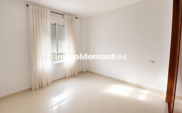 Reventa - Apartamento - Málaga - Teatinos