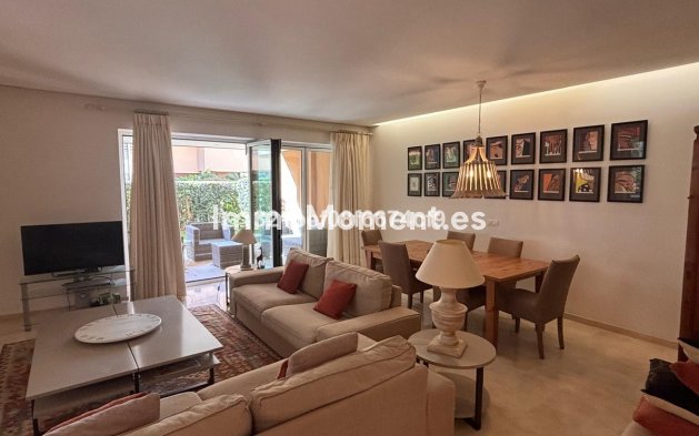 Resale - Apartment - Sotogrande