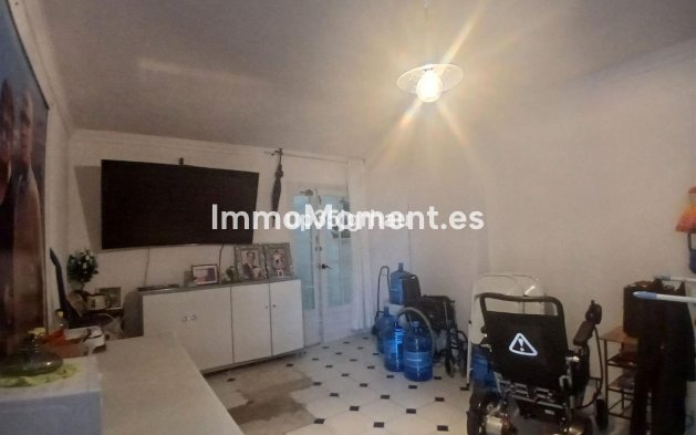 Wiederverkauf - Wohnung - Estepona  - Estepona Centro