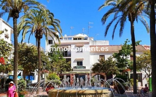 Wiederverkauf - Wohnung - Estepona  - Estepona Centro