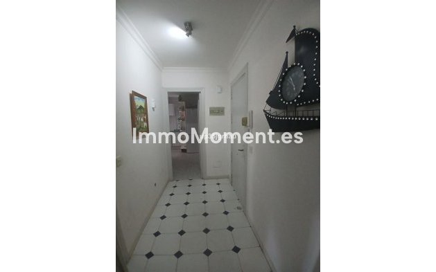 Wiederverkauf - Wohnung - Estepona  - Estepona Centro