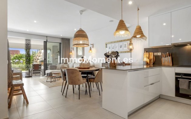 Wiederverkauf - Wohnung - Estepona  - Estepona Centro