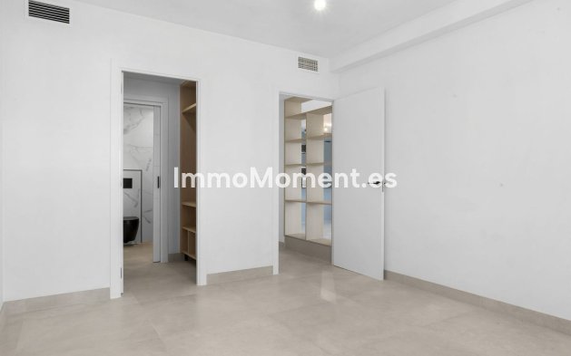 Wiederverkauf - Wohnung - Marbella - Nueva Andalucía