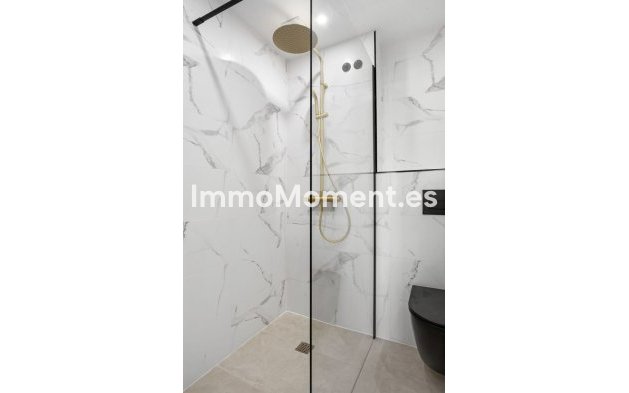 Wiederverkauf - Wohnung - Marbella - Nueva Andalucía