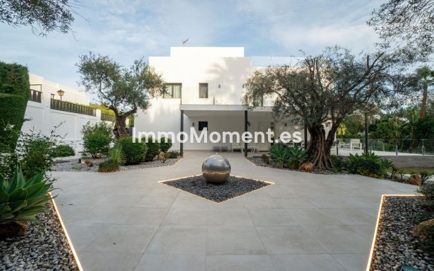 Reventa - Villa independiente - Marbella - Nueva Andalucía