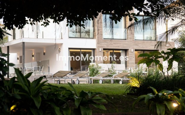 Reventa - Villa independiente - Marbella - Nueva Andalucía