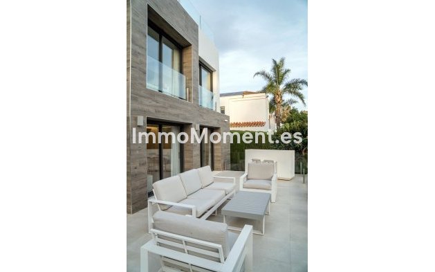 Reventa - Villa independiente - Marbella - Nueva Andalucía