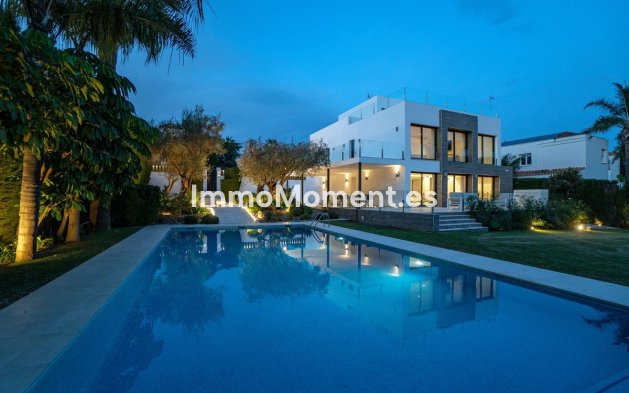 Reventa - Villa independiente - Marbella - Nueva Andalucía