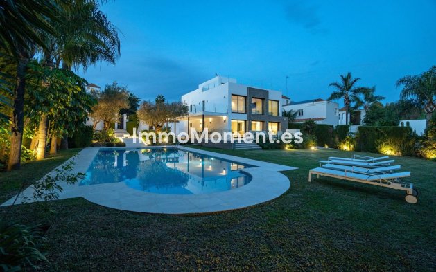 Reventa - Villa independiente - Marbella - Nueva Andalucía