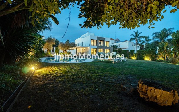 Reventa - Villa independiente - Marbella - Nueva Andalucía