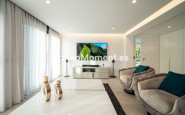 Reventa - Villa independiente - Marbella - Nueva Andalucía