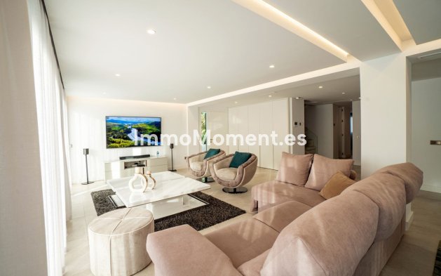 Reventa - Villa independiente - Marbella - Nueva Andalucía