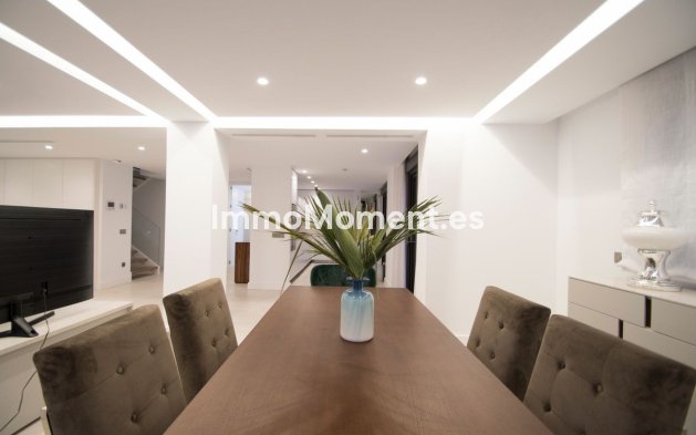 Reventa - Villa independiente - Marbella - Nueva Andalucía