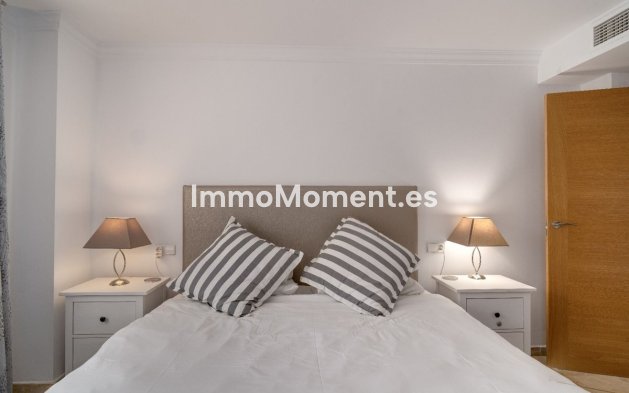 Resale - Apartment - Marbella - La Mairena