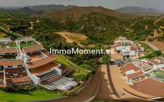 Resale - Apartment - Marbella - La Mairena