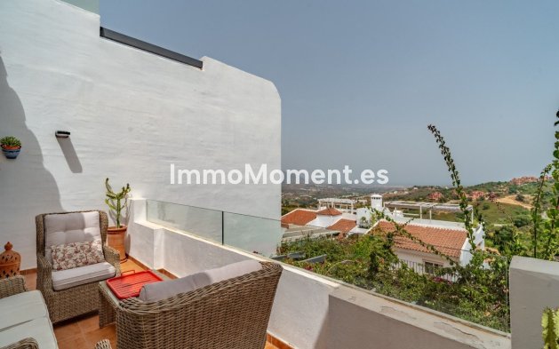 Resale - Apartment - Marbella - La Mairena