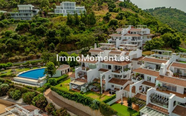 Resale - Apartment - Marbella - La Mairena