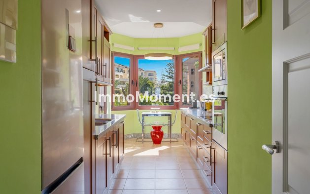 Wiederverkauf - Wohnung - Marbella - Bahía de Marbella