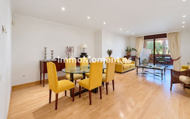 Wiederverkauf - Wohnung - Estepona  - Estepona Centro