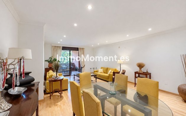 Wiederverkauf - Wohnung - Estepona  - Estepona Centro