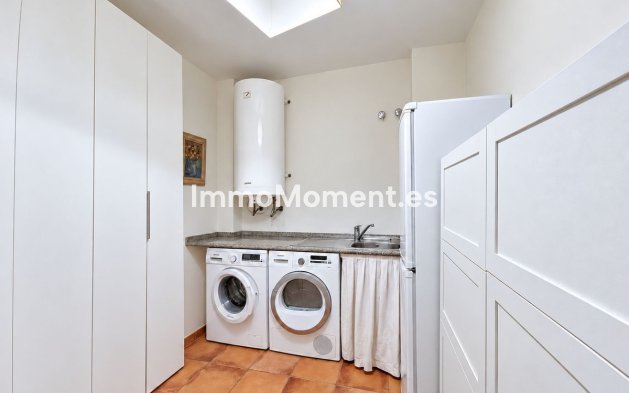 Wiederverkauf - Wohnung - Estepona  - Estepona Centro