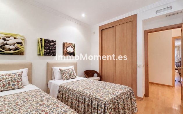 Wiederverkauf - Wohnung - Estepona  - Estepona Centro