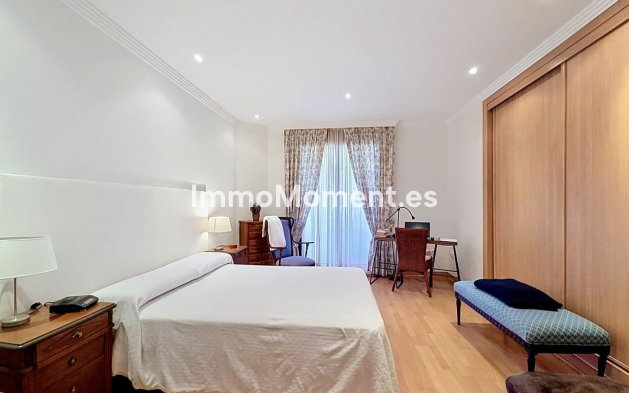 Wiederverkauf - Wohnung - Estepona  - Estepona Centro