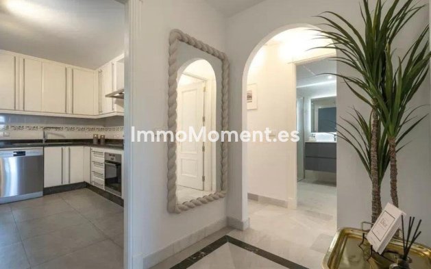 Wiederverkauf - Wohnung - Marbella - Nueva Andalucía