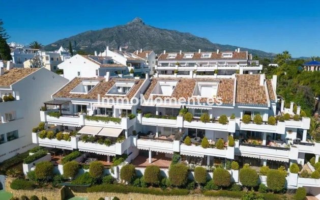 Wiederverkauf - Wohnung - Marbella - Nueva Andalucía