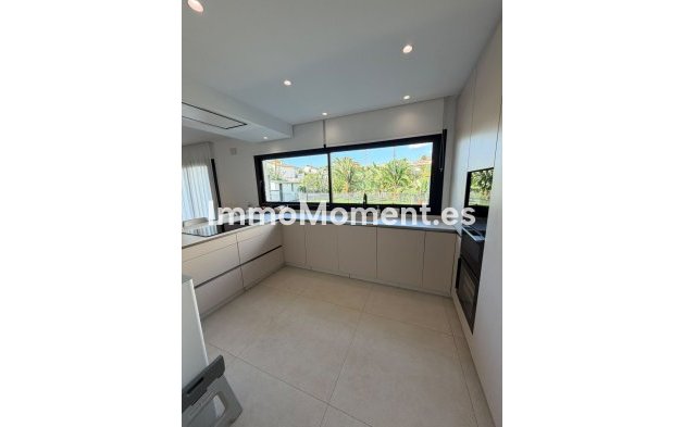 Wiederverkauf - Freistehende Villa - Benalmadena - Arroyo de la Miel