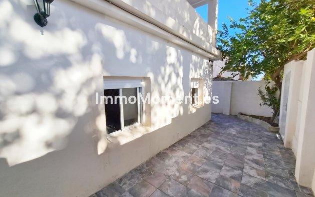 Resale - Detached villa - Benalmadena - Benalmadena Centro