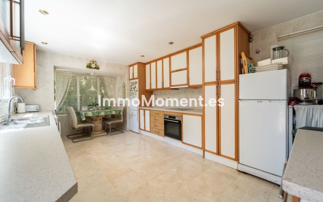 Resale - Detached villa - Marbella - El Rosario