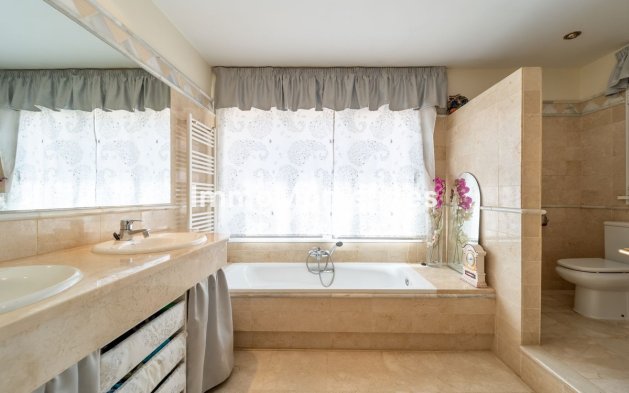 Resale - Detached villa - Marbella - El Rosario