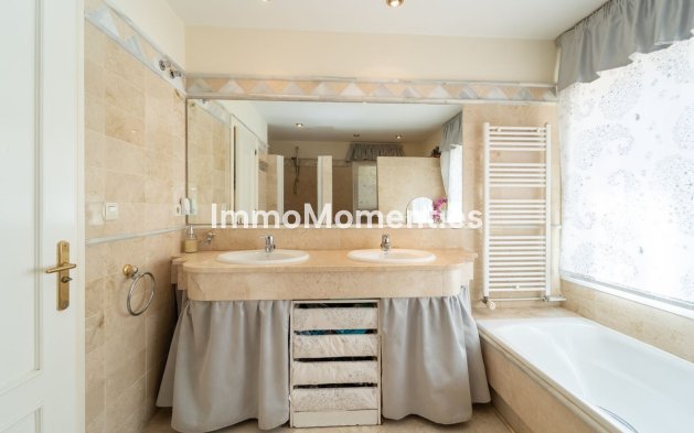 Resale - Detached villa - Marbella - El Rosario