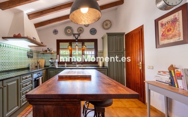 Resale - Detached villa - Mijas - El Coto