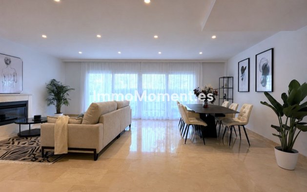 Wiederverkauf - Reihenhaus - Estepona  - Estepona Centro