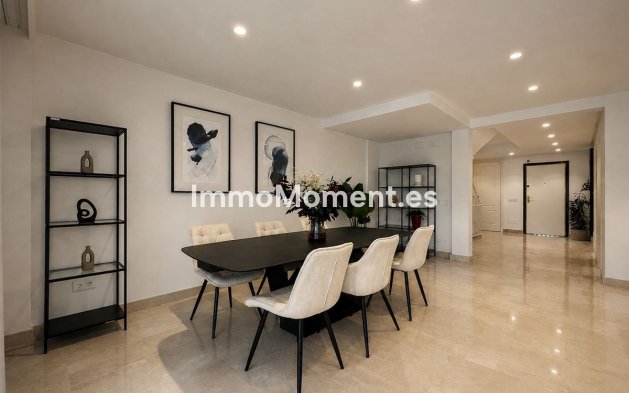 Wiederverkauf - Reihenhaus - Estepona  - Estepona Centro