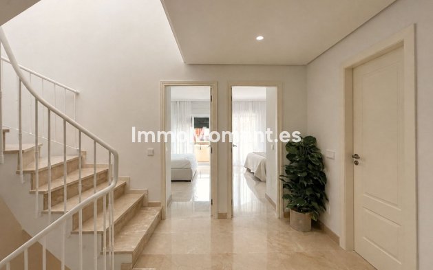 Wiederverkauf - Reihenhaus - Estepona  - Estepona Centro