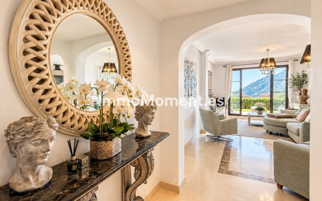 Reventa - Apartamento - Benahavís - Los Arqueros