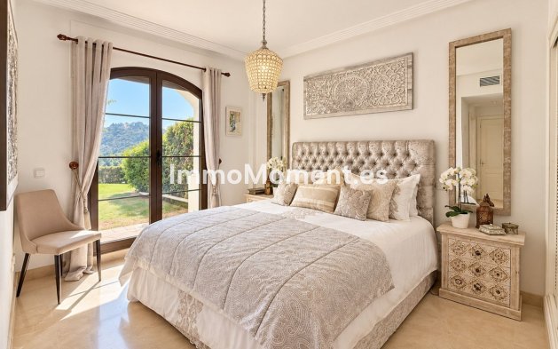 Reventa - Apartamento - Benahavís - Los Arqueros