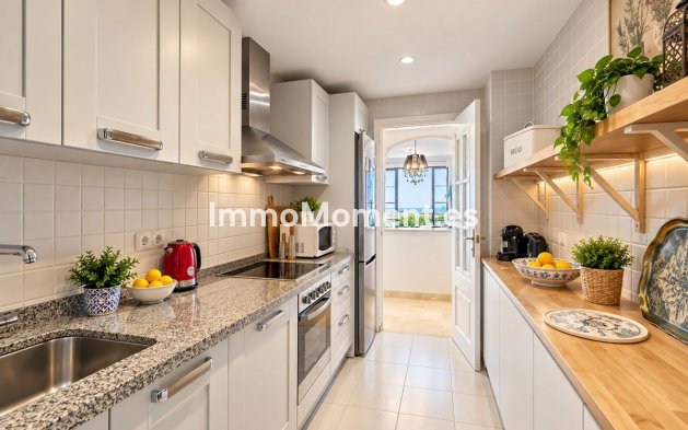 Reventa - Apartamento - Benahavís - Los Arqueros